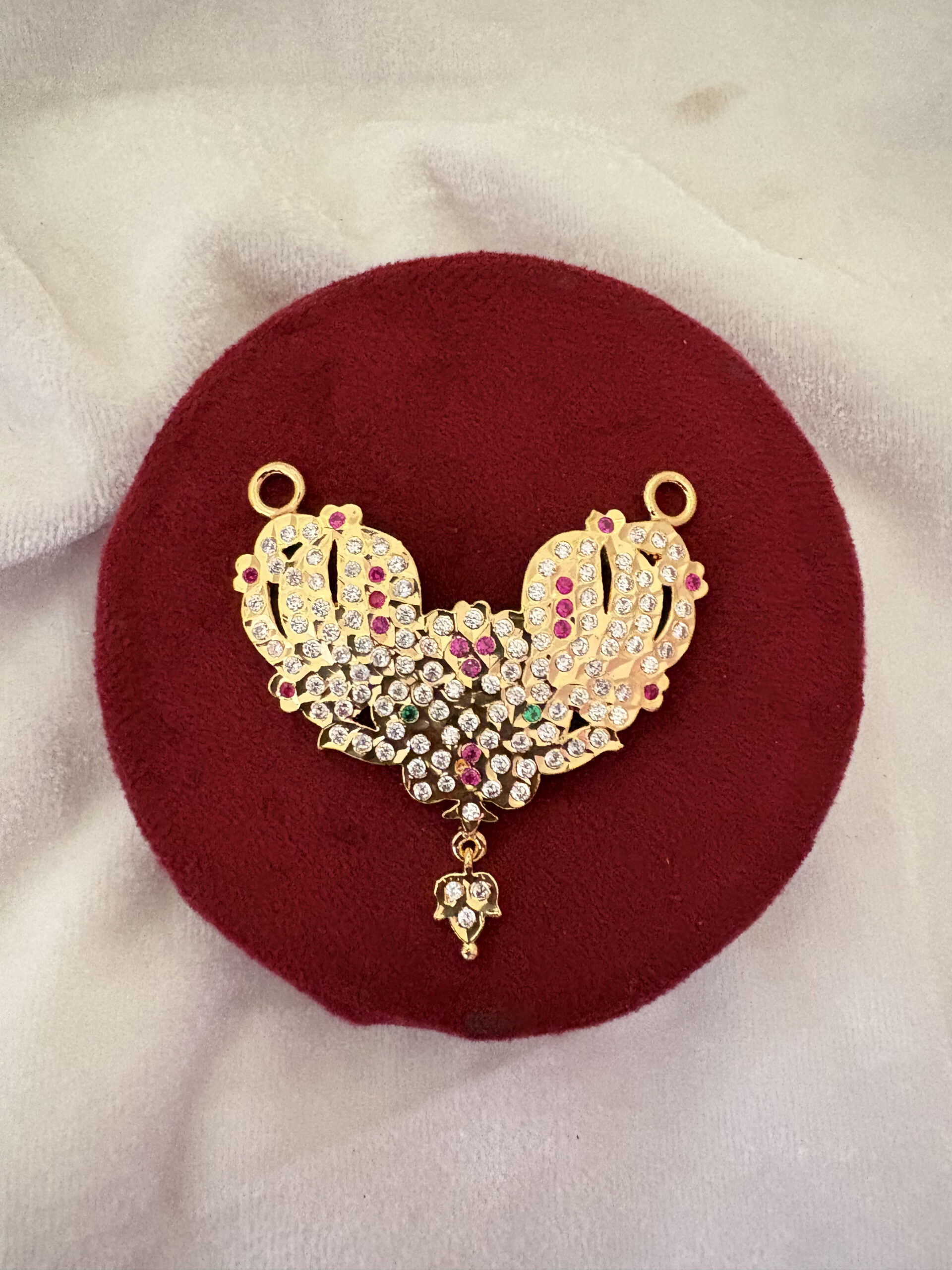 Triumph V Pendant – 131 Stone Pendant